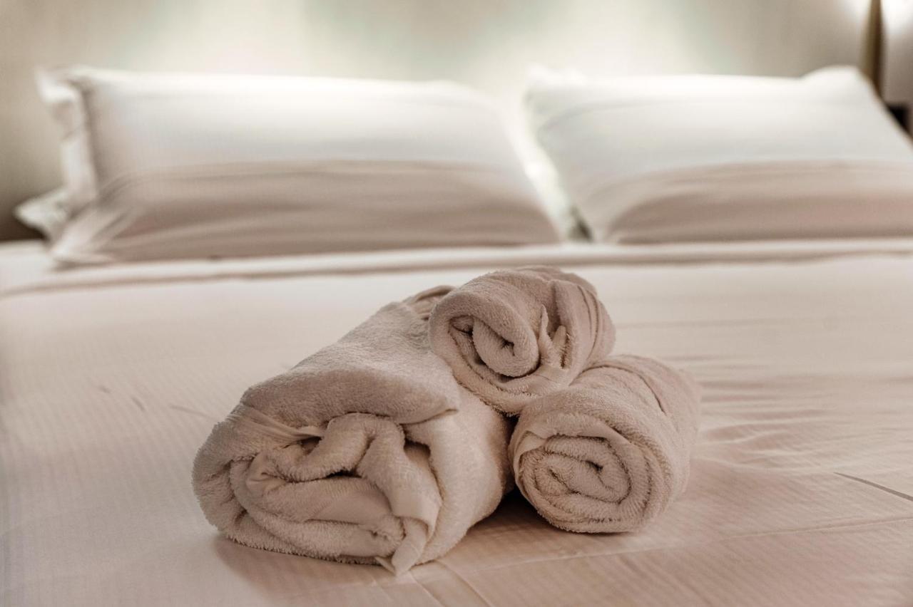 Suites Lorodellago Como - The House Of Travelers Esterno foto
